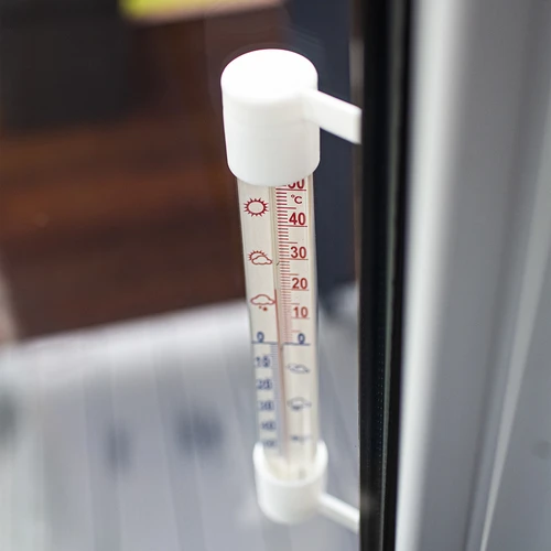 Vit utomhustermometer (-60°C till +50°C) 23cm - 4
